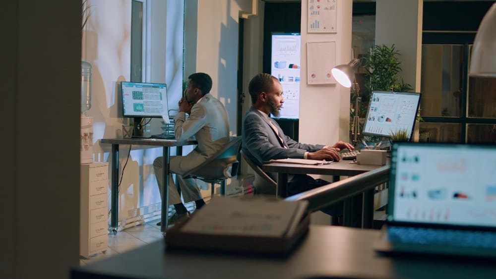 Imagem de Skilled Trades: Essential Careers in Building & Maintenance